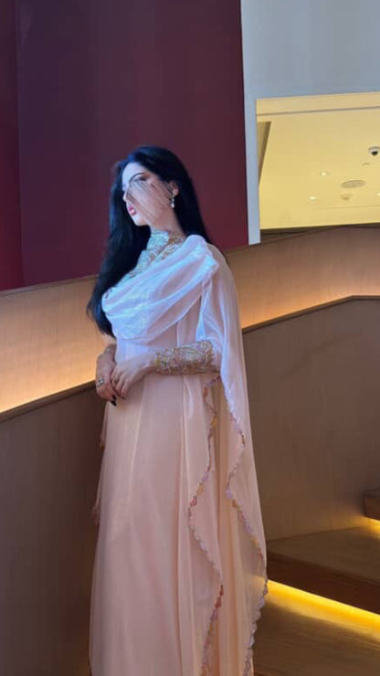 A Peachy Pinky Thoub خصم عند الدفع