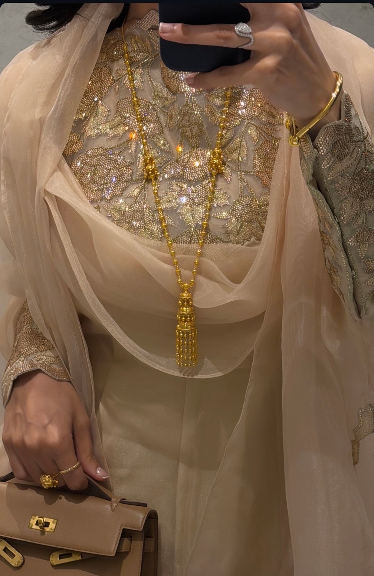 A Organza Thoub